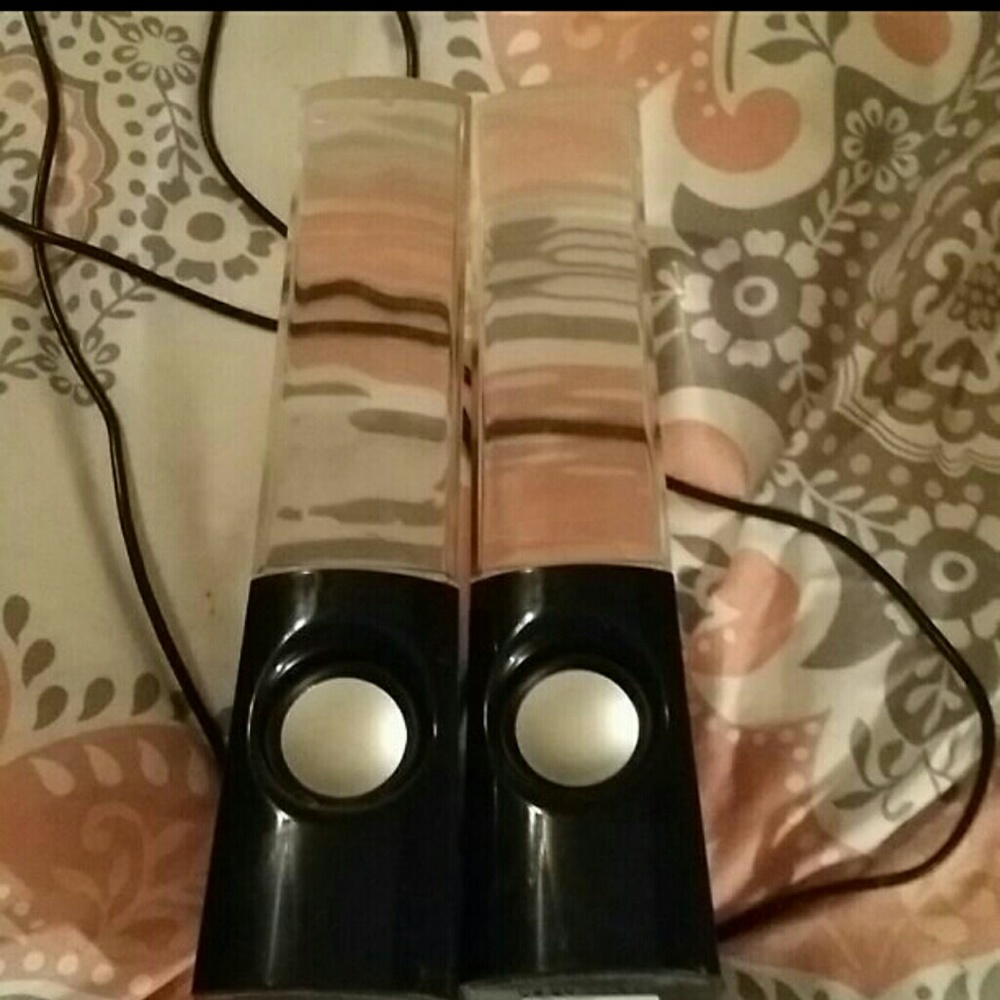 Color water speakers